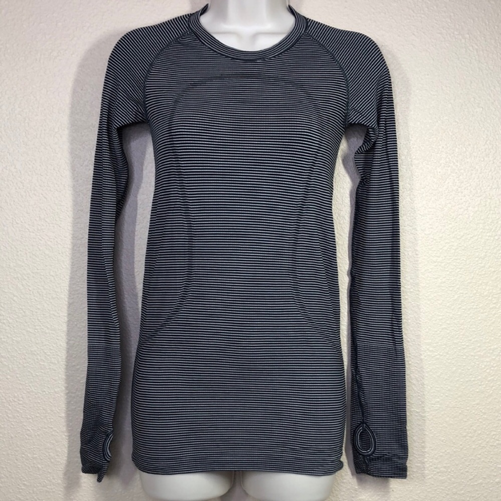 Lululemon black and white stripe long sleeve keyhole workout top